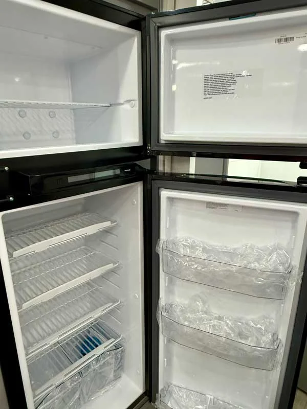 Hilltop Feathertop 19' 6" Mid Door - Image 7