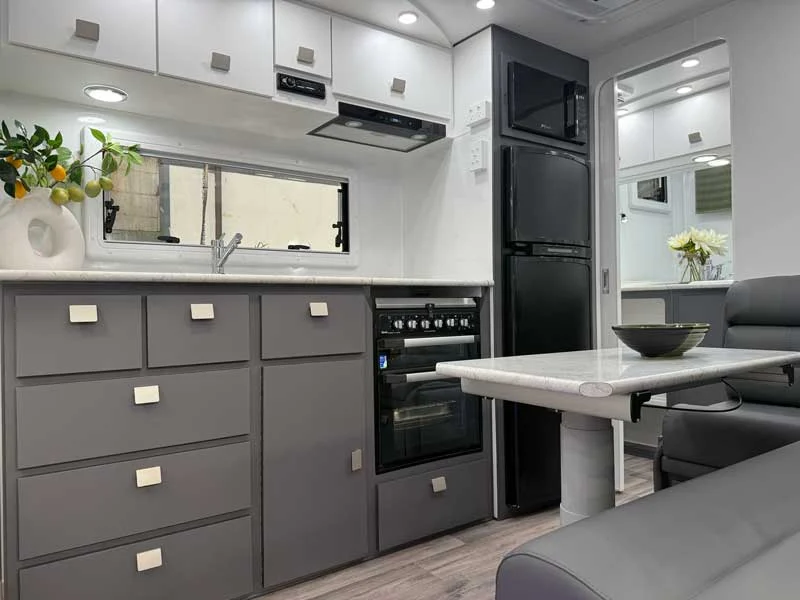 Hilltop Feathertop 17' 6” Single Axle - Image 5