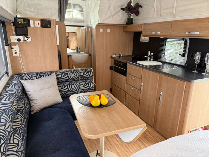 Jayco Starcraft Outback 16ft 6 Poptop 2013 - Image 8