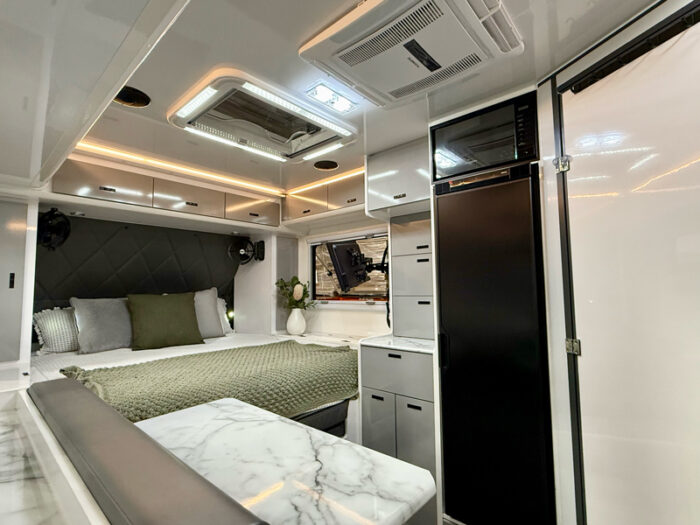Austrack Gibb 14 Hybrid Camper 2023 - Image 10