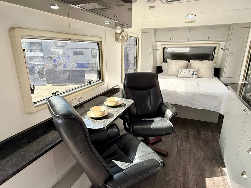Goldstream RV Australis 21ft6 - Image 6