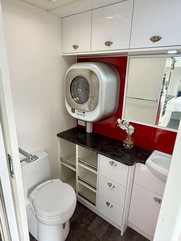 Goldstream RV Australis 21ft6 - Image 16
