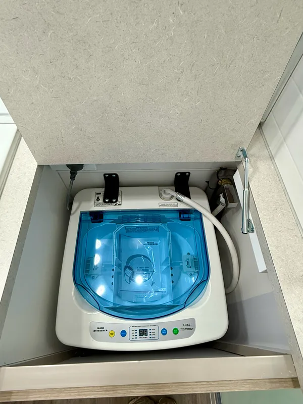 Hilltop Feathertop 18ft 2" Rear Door - Image 11