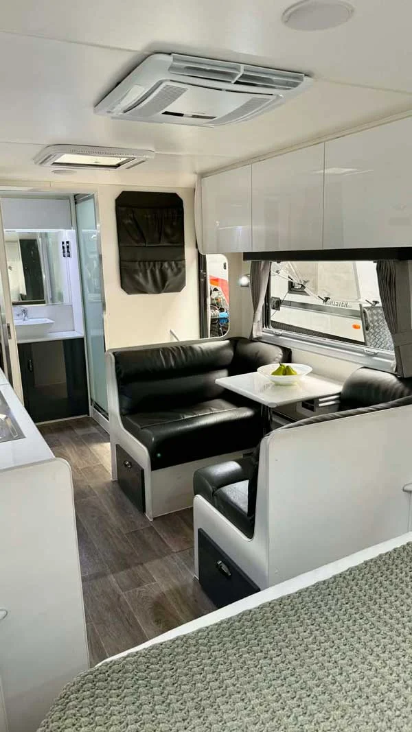 Majestic Knight 20ft 2018 - Image 6